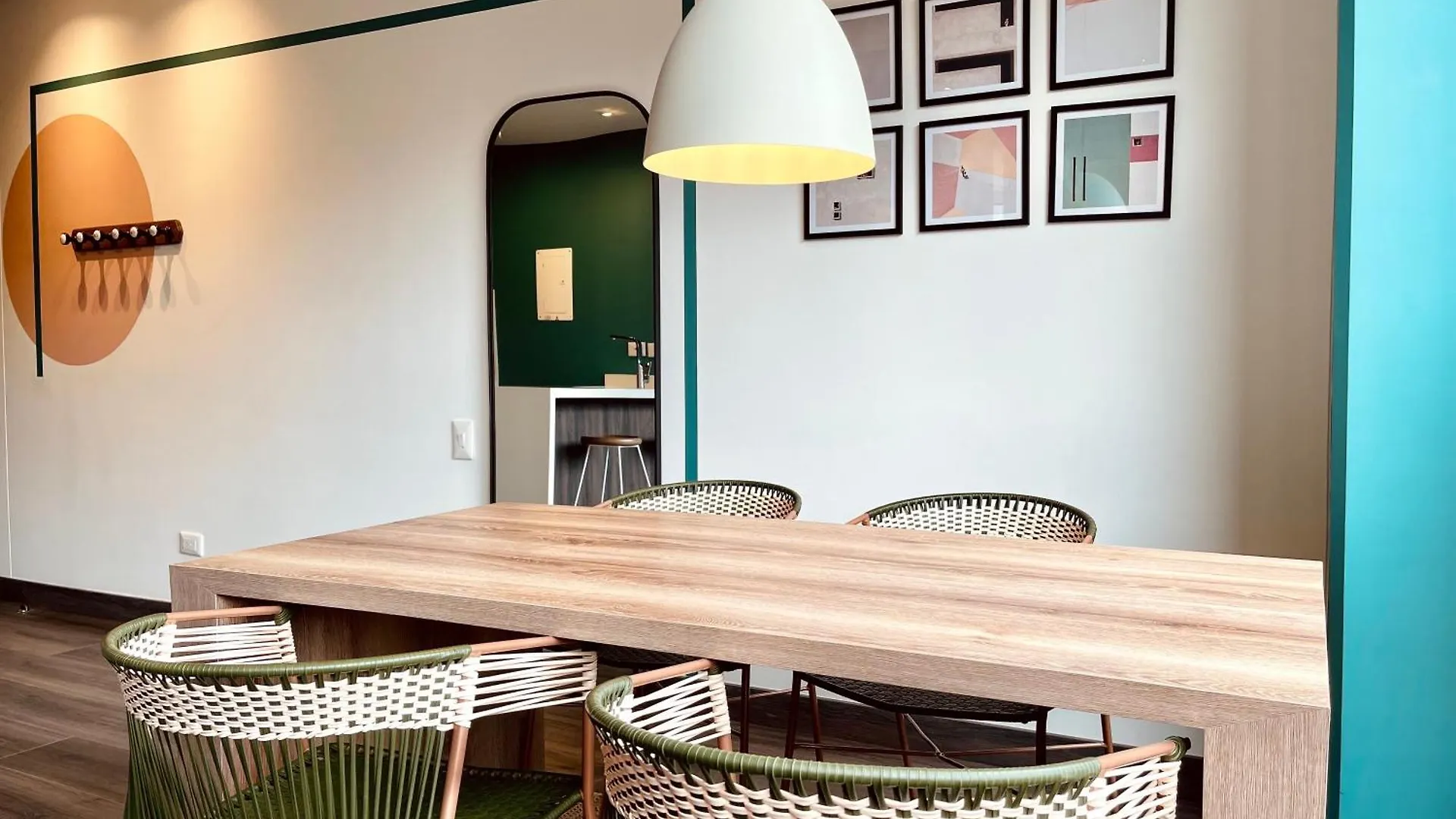 Aparthotel Pulse 95 By Wynwood House Bogotá