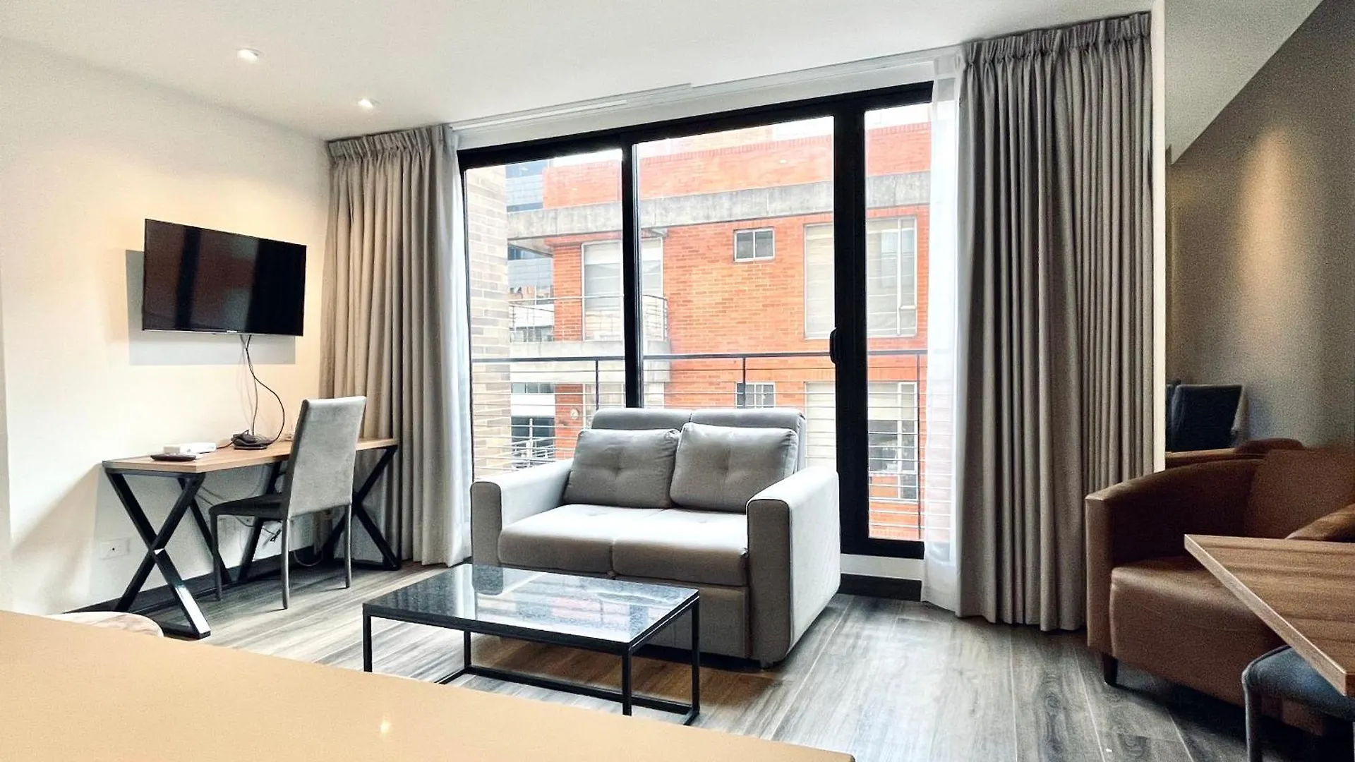 Aparthotel Pulse 95 By Wynwood House Bogotá