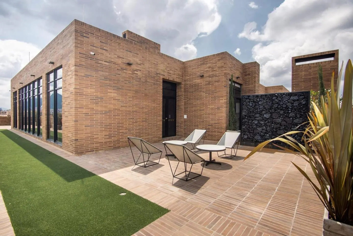 Aparthotel Pulse 95 By Wynwood House Bogotá